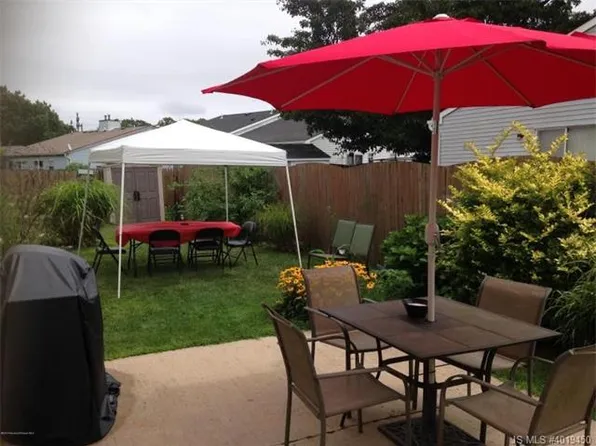 547 Constable Pl, Toms River, NJ 08753