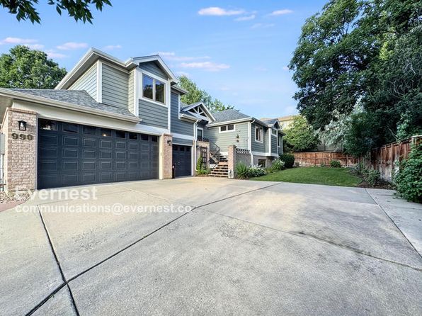 990 Utica Cir