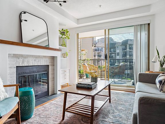 3rd image of 215 12th St #410