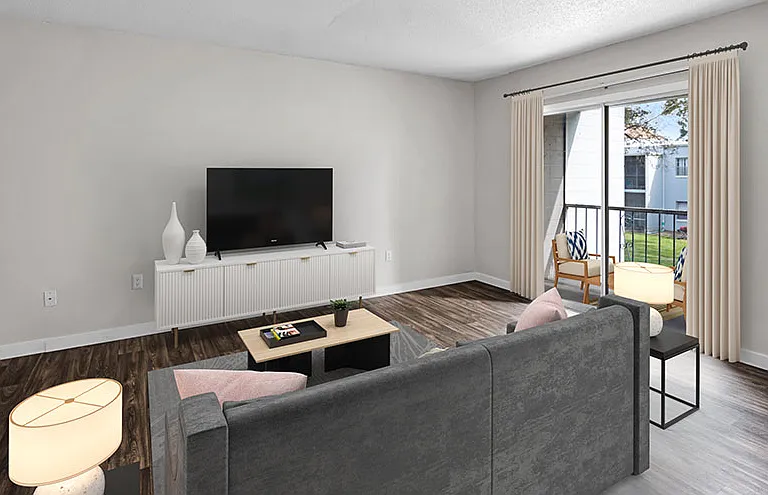 Fountain Square Apartments — Photo 15