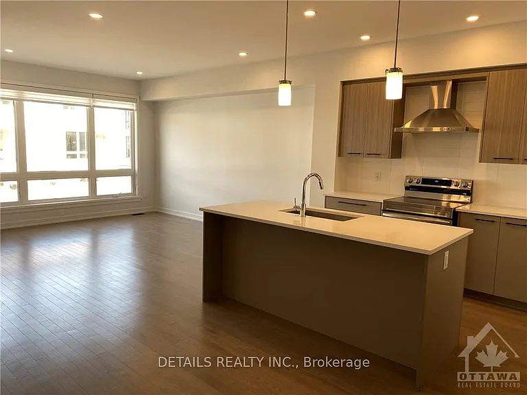 370 Walden Dr — Photo 5