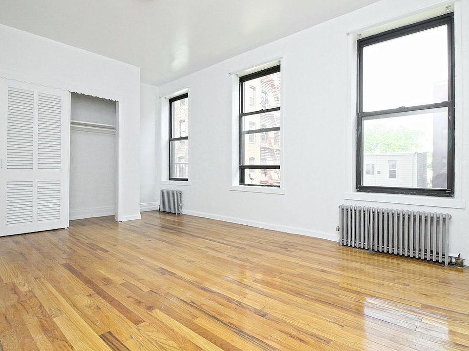 1st image of 3141 44th St APT 9