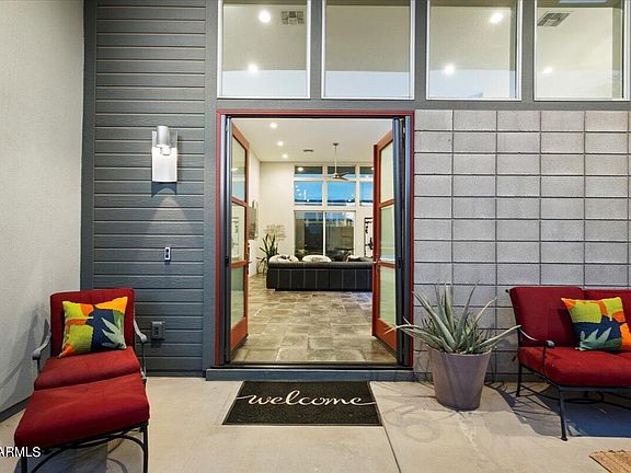 5th image of 1822 E PALMAIRE Avenue