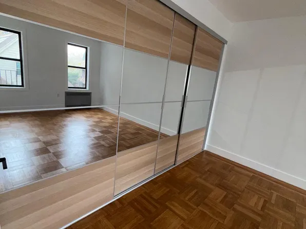 570 Westminster Road image 6 of 21