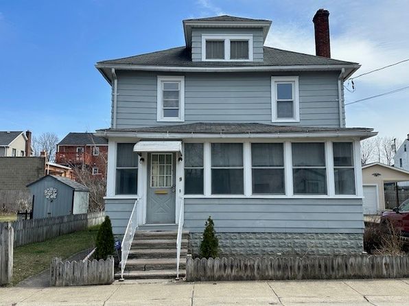 9 S Seward Ave