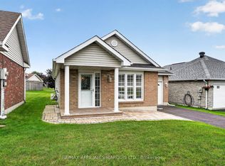 121 Gail Elizabeth Ct, Cornwall, ON K6H0A7
