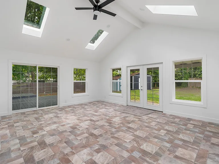 9006 Highland Ave SW — Photo 26