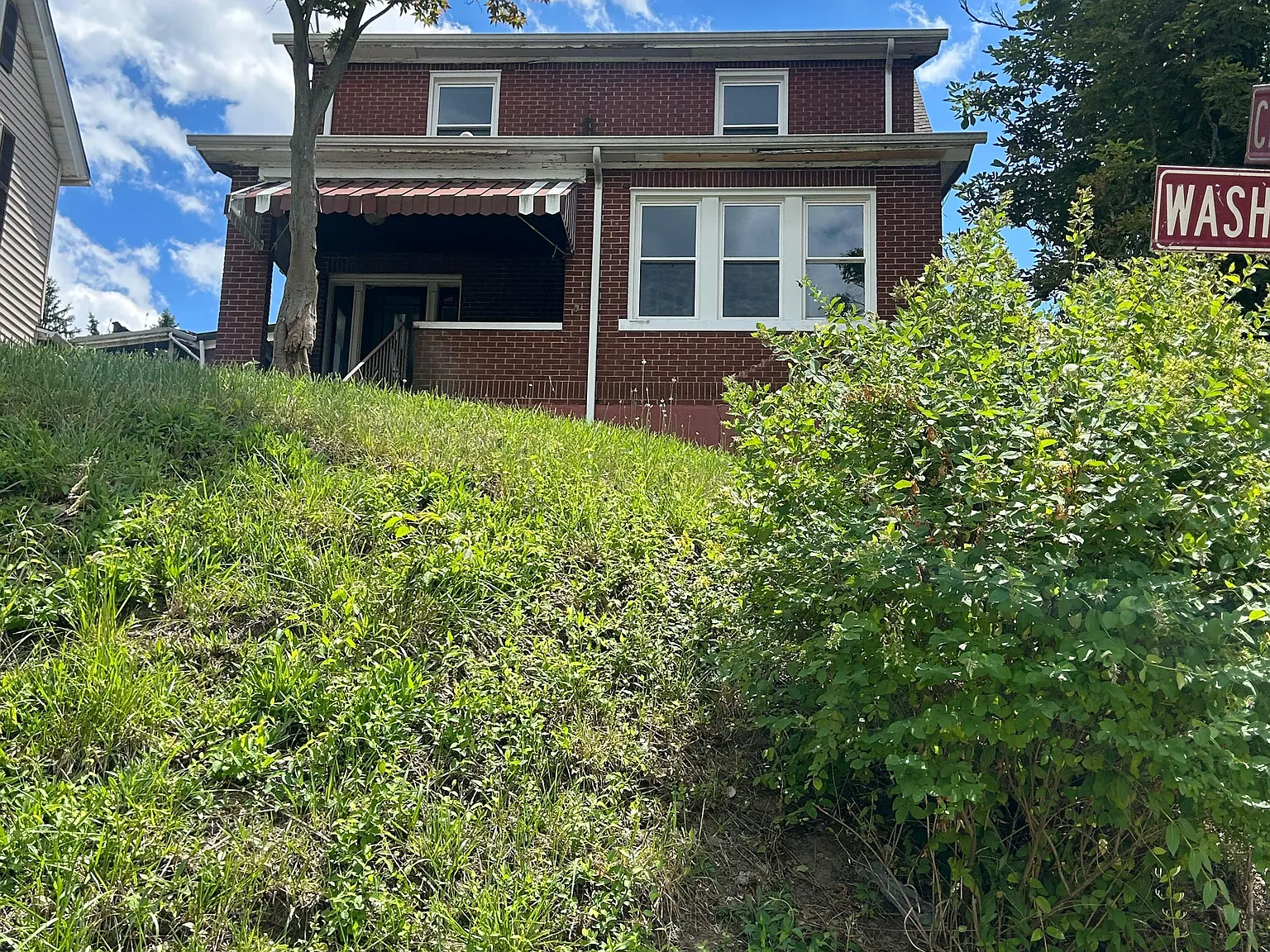 3 bed, $1,490 — Photo 1