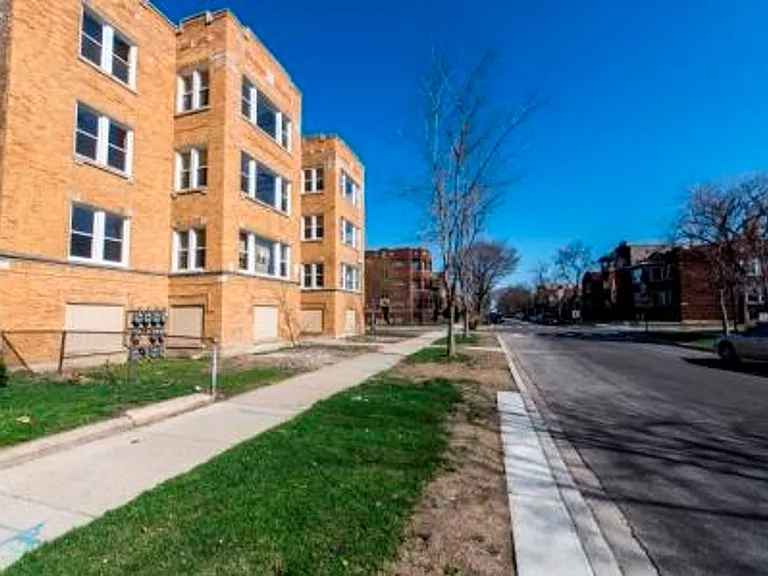 8100 S Throop — Photo 2