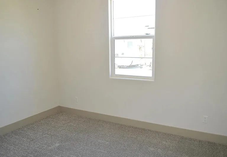 2430 Bastidas Dr — Photo 34