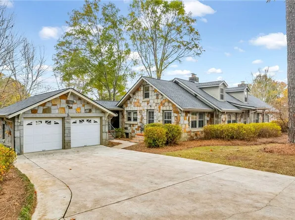 1446 Pickens Hwy, Walhalla, SC 29691