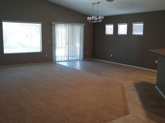 3rd image of 11071 W Coppertail Dr