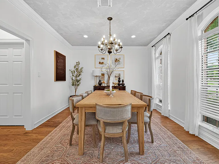 22115 Mission Hills Ln — Photo 8