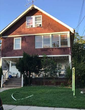 3rd image of 376 Harold St #2