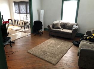 512 S Dodge St, Iowa City, IA 52240