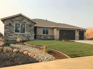 948 Albion Ave, Redding, CA 96003