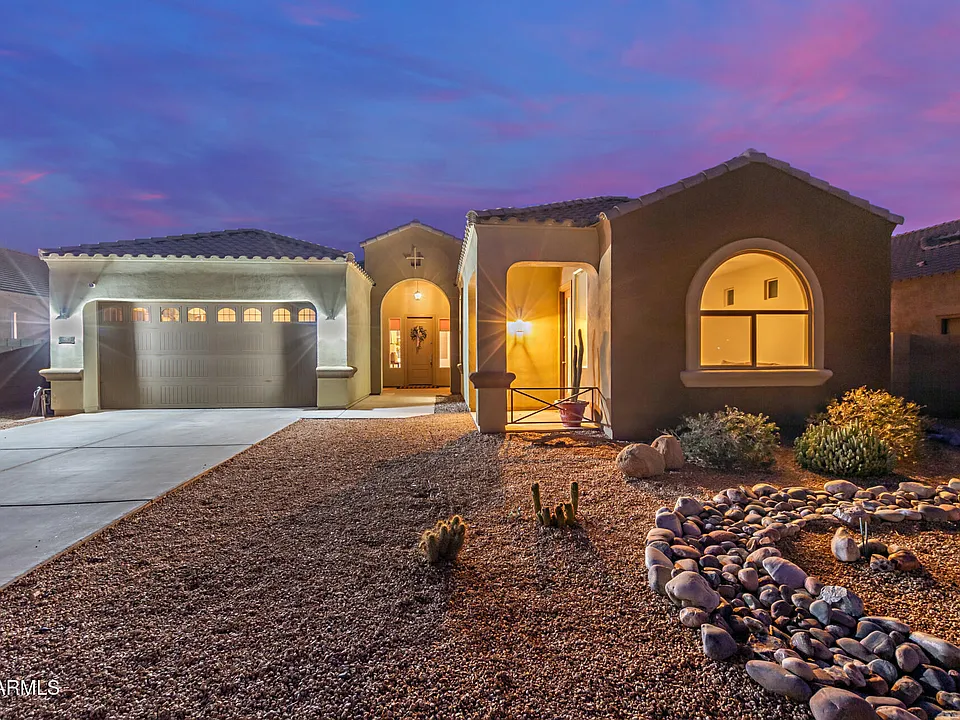 19675 E Oriole Way