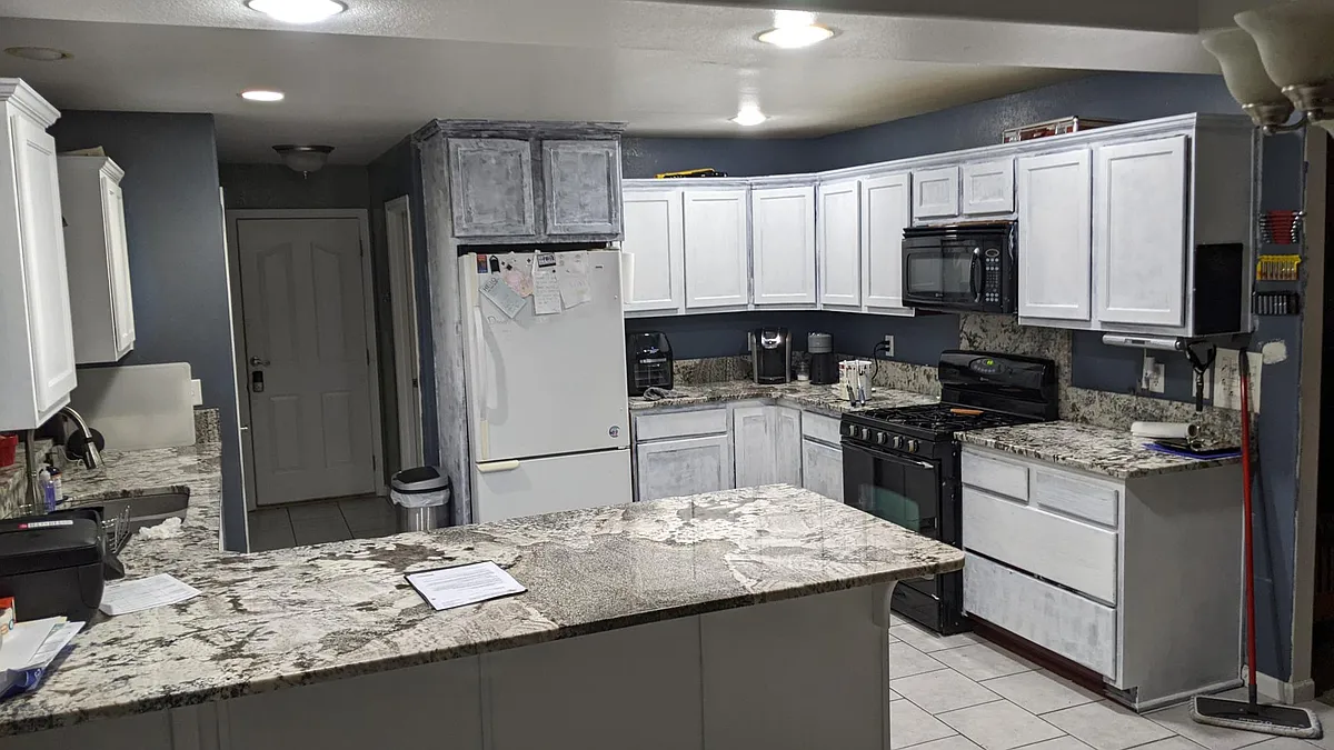 Building Photo - 5151 Regency Dr