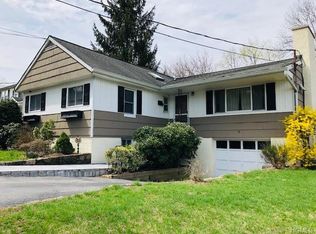 17 Rosedale Ave, New Rochelle, NY 10801