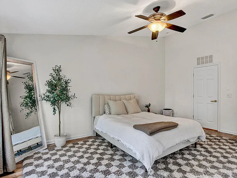 13255 Stone Pond Dr — Photo 13