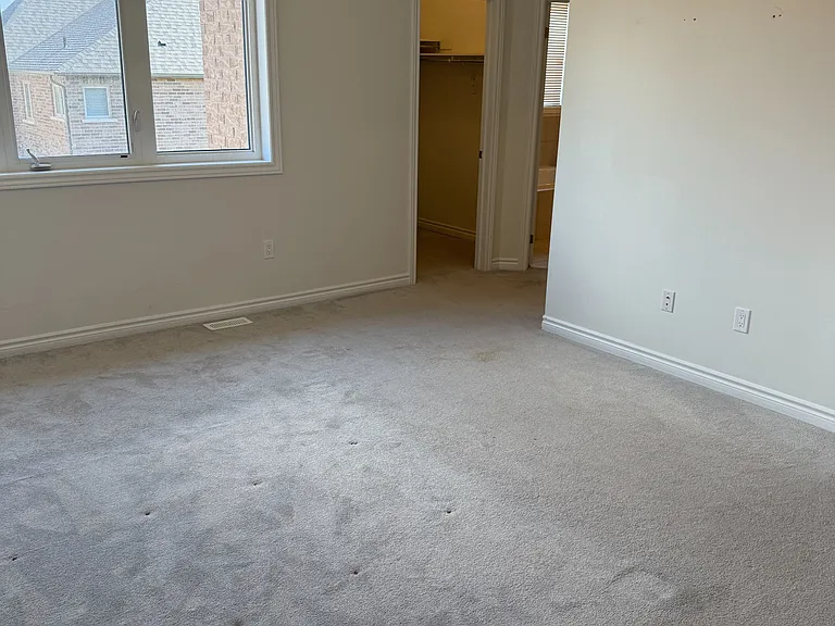 166 Auckland Dr — Photo 36