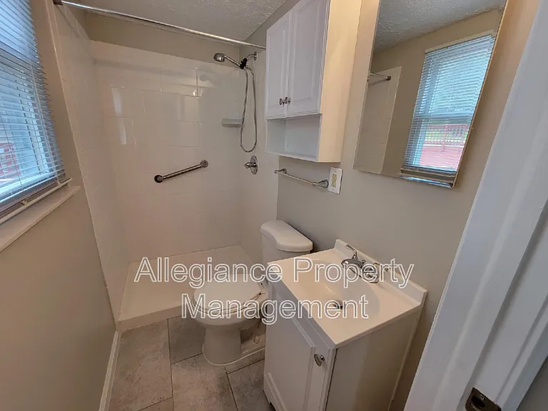 7598 Springfield Hills Dr — Photo 21