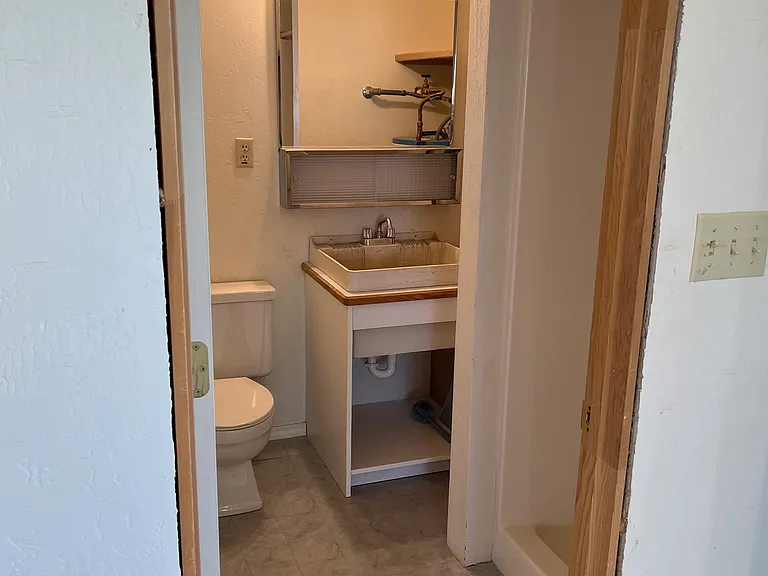 13850 Perry Rd — Photo 18