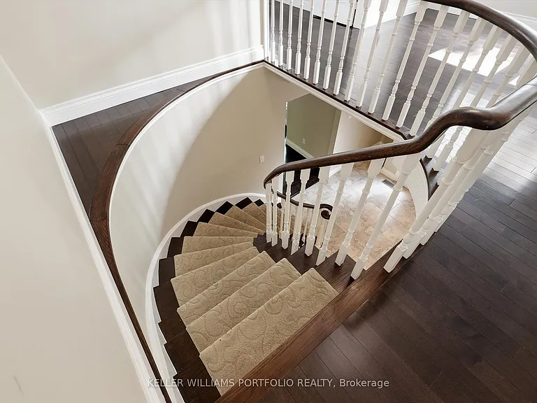287 Royal Albert Ct — Photo 26