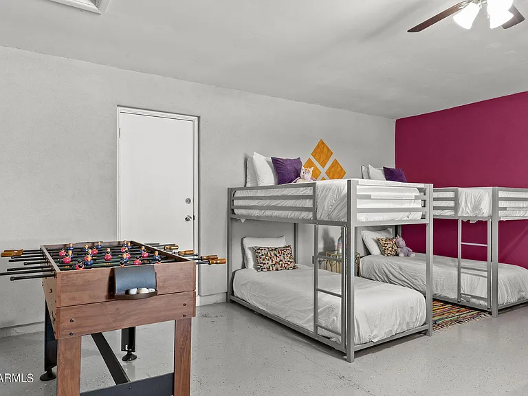 8308 E Minnezona Ave — Photo 31