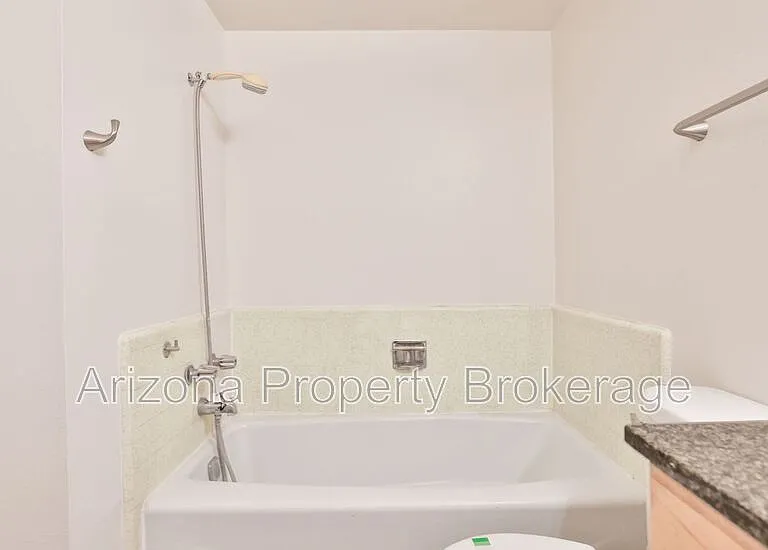 3009 E Caballero St — Photo 21
