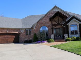 3723 E Dartmoor Ct, Springfield, MO 65802