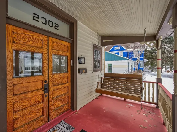 2302 Brewster St, Saint Paul, MN 55108