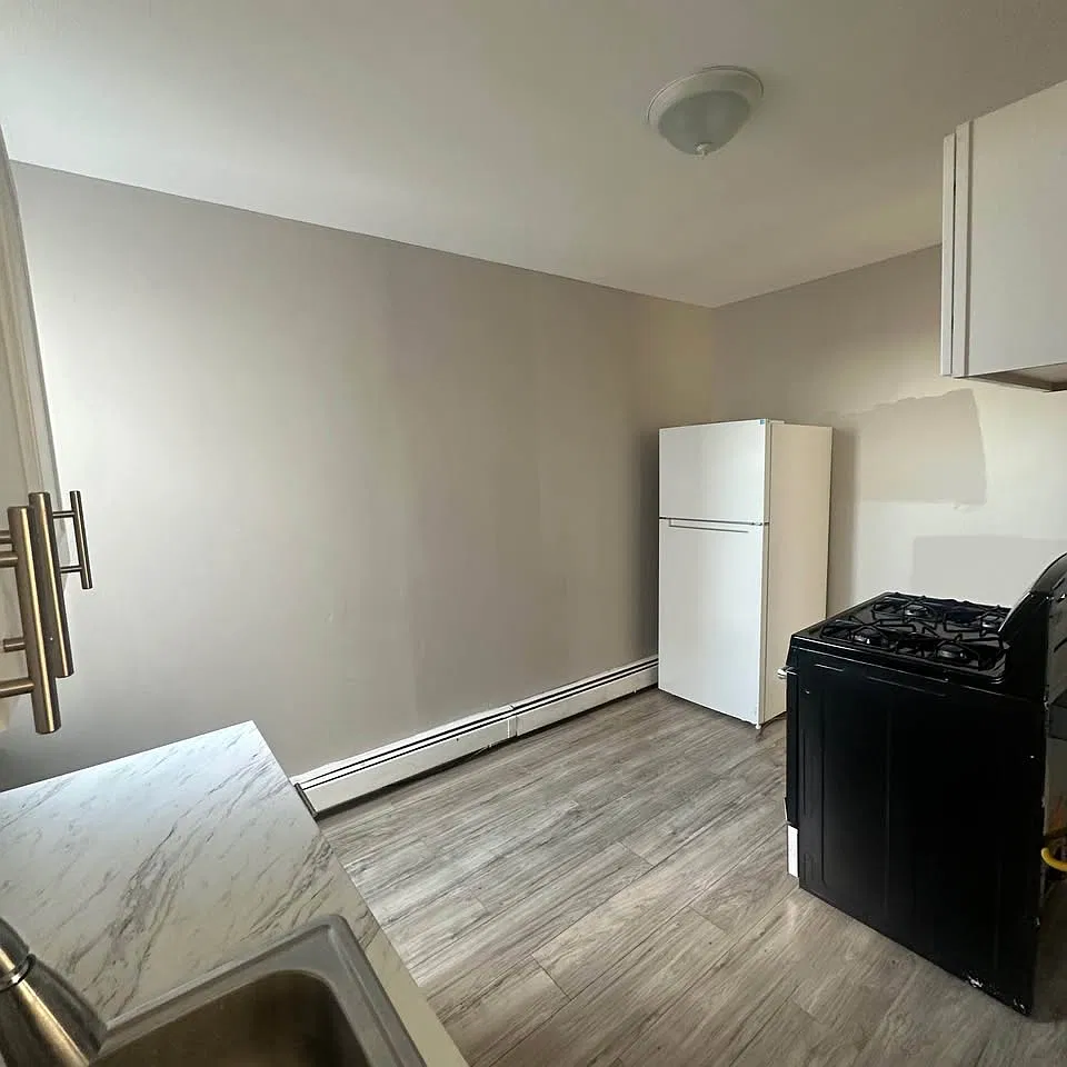 803 2nd Ave — Photo 4