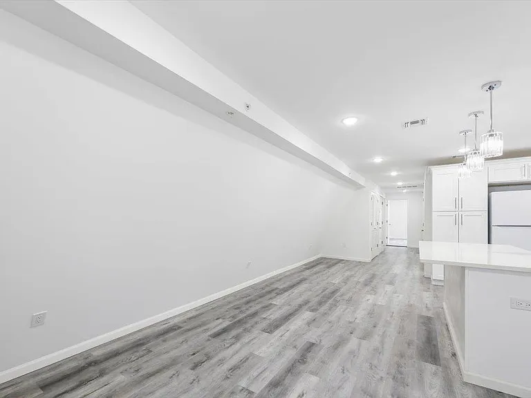 34 Fulton Ave #3 — Photo 5