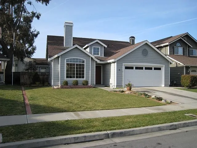 18 Westfield Cir photo 1