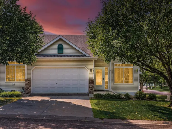 404 Creekside Dr, Buffalo, MN 55313