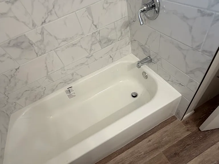 300 W Willetta St #15 — Photo 11