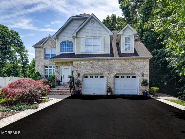 220 Lloyd Road, Aberdeen, NJ 07747