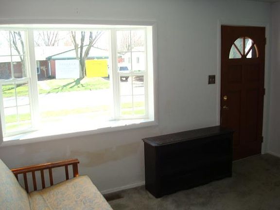 4th image of 7902 Bellwood Dr