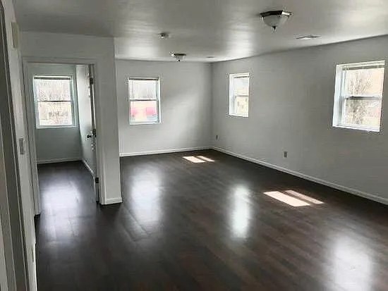 2 bed, 800 sqft, $1,575 — Photo 3