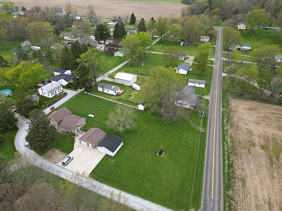 3rd image of 5174 Main St