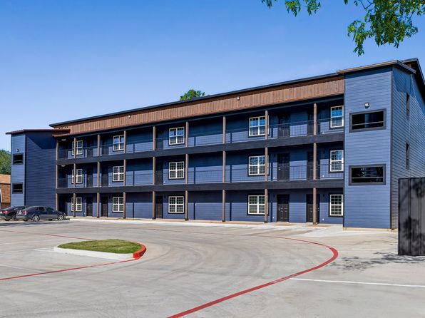 2290 W Tarleton St #302