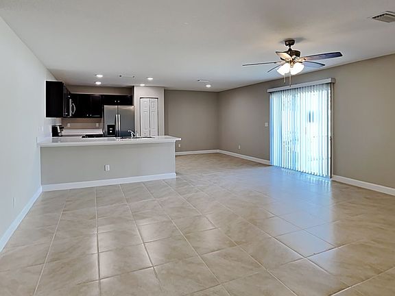 5th image of 1341 SW Gastador Ave