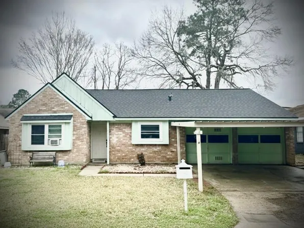 705 Phyllis Ct, Conroe, TX 77303