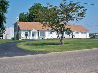 47 Old Schoolhouse Rd, Shamong, NJ 08088