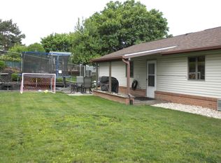 23 Lincoln Dr, Hanover Township, PA 18706