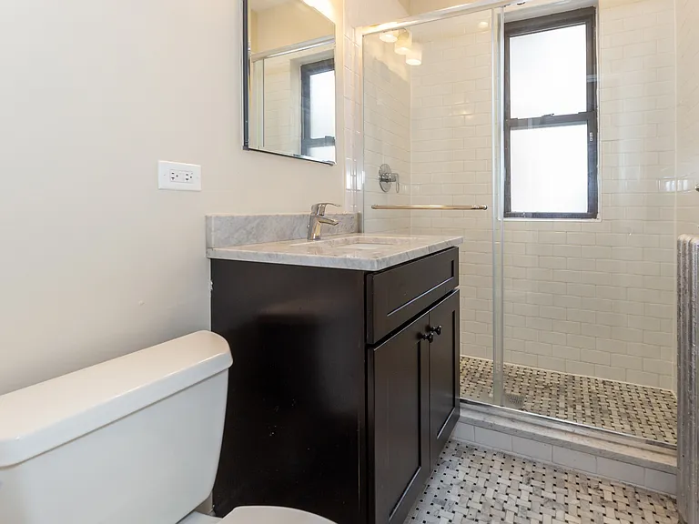 1364 West Bathroom 1364 West Bathroom