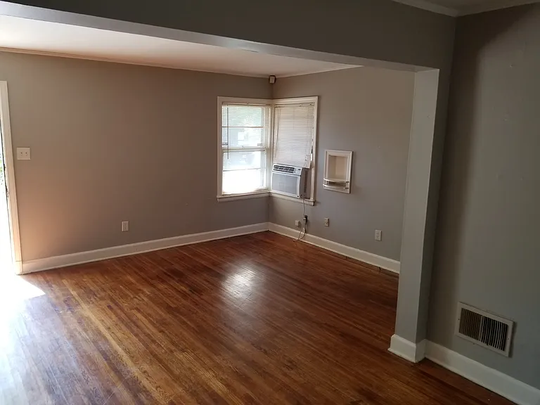 38 S Bingham St #38 — Photo 6
