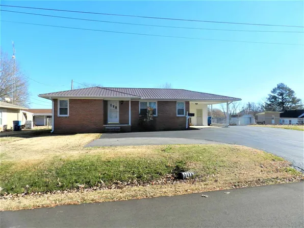 307 High St, Kenton, TN 38233