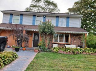 168 Bark Ave, Central Islip, NY 11722
